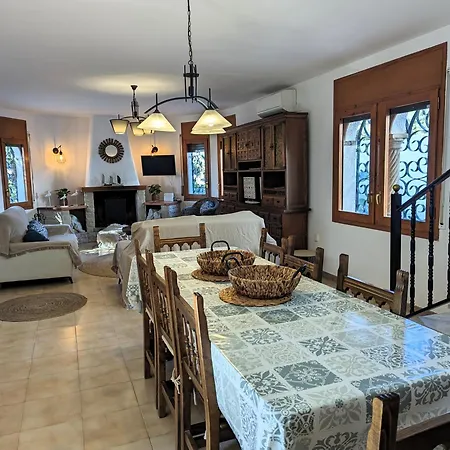 Isalina Miami Playa